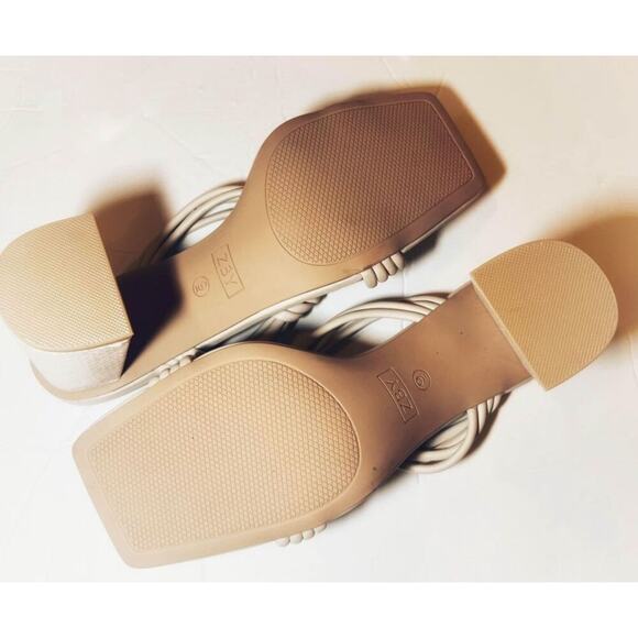 NWOT Cream Beige Slip On Open Square Toe Chunky Block Heel Sandals Size 9 - Picture 8 of 10